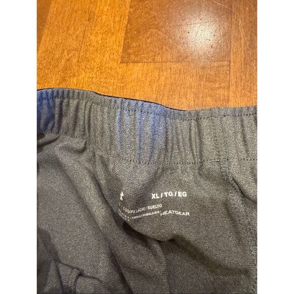 Woman’s plus size Nike and under armour shorts bundle size XL - Picture 5 of 5